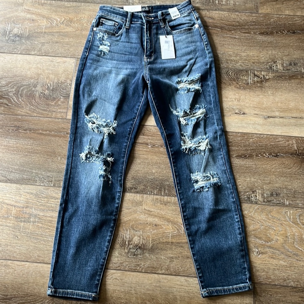COPY - Judy Blue high waist boyfriend jeans. New with tags. Junior size 5 / 27.